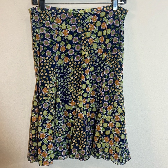 Tribal Floral A Line Pleated Knee Length Skirt Size 6 - Picture 4 of 4